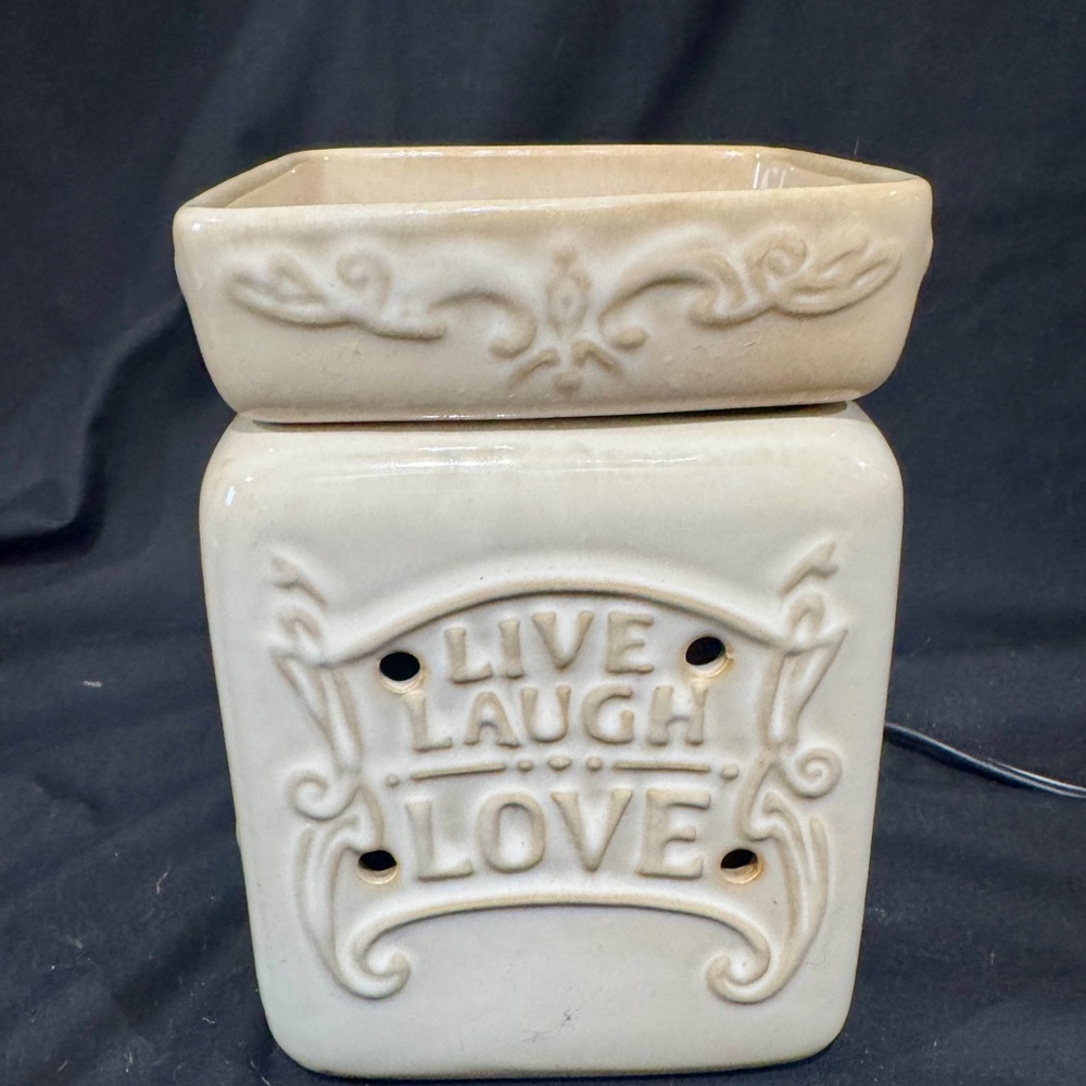 Cream Ceramic Live Laugh Love Wax Warmer